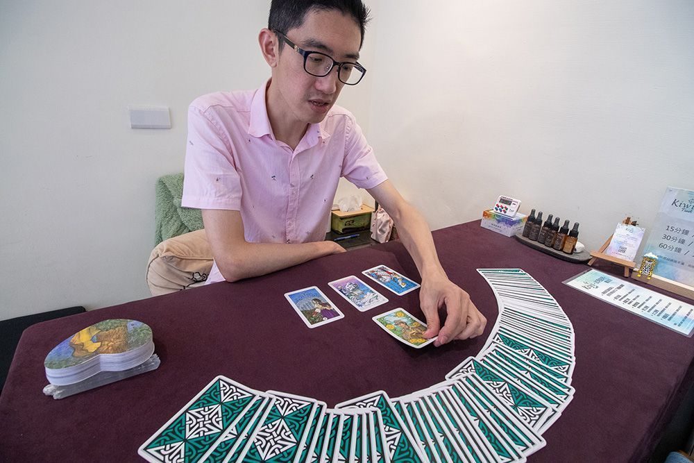 2023092014 Taipei Tarot Kiwi Tarot Ximending Thoth Tarot