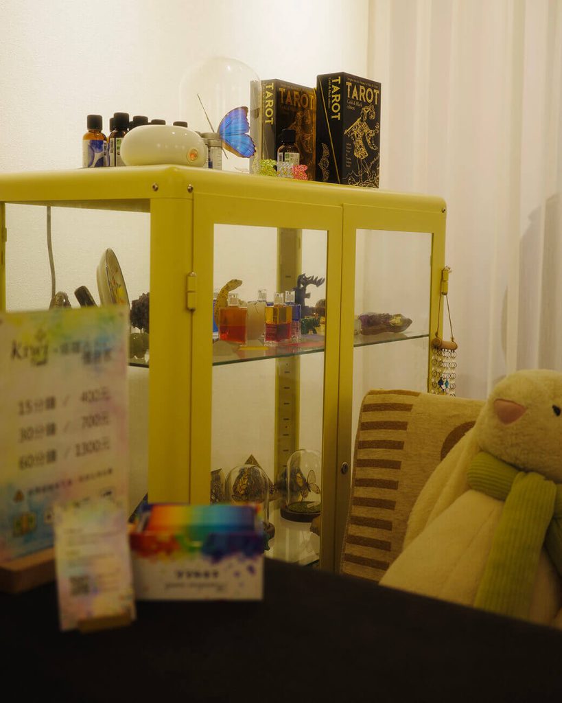 Kiwi塔羅(復興1/2店)|塔羅占卜實測心得|親測四次超靈 7 2025091106 kiwitarot fuxing four invest